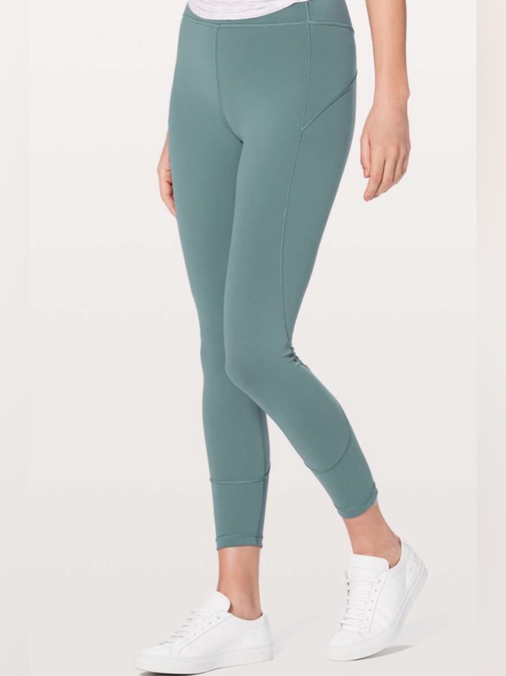 🌺LULULEMON in movement high rise EVERLUX legging 🌺size 6 mystic green 🌺